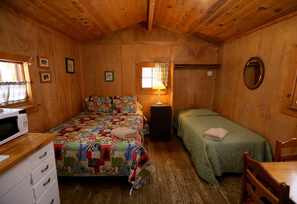 The Cabins At Historic Columbine Clark Exterior photo
